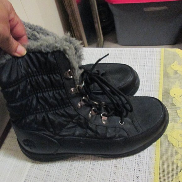 Women's Totes  WINTER Boot Sz. 9 - Picture 2 of 5